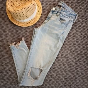 American Eagle Distressed Jeans